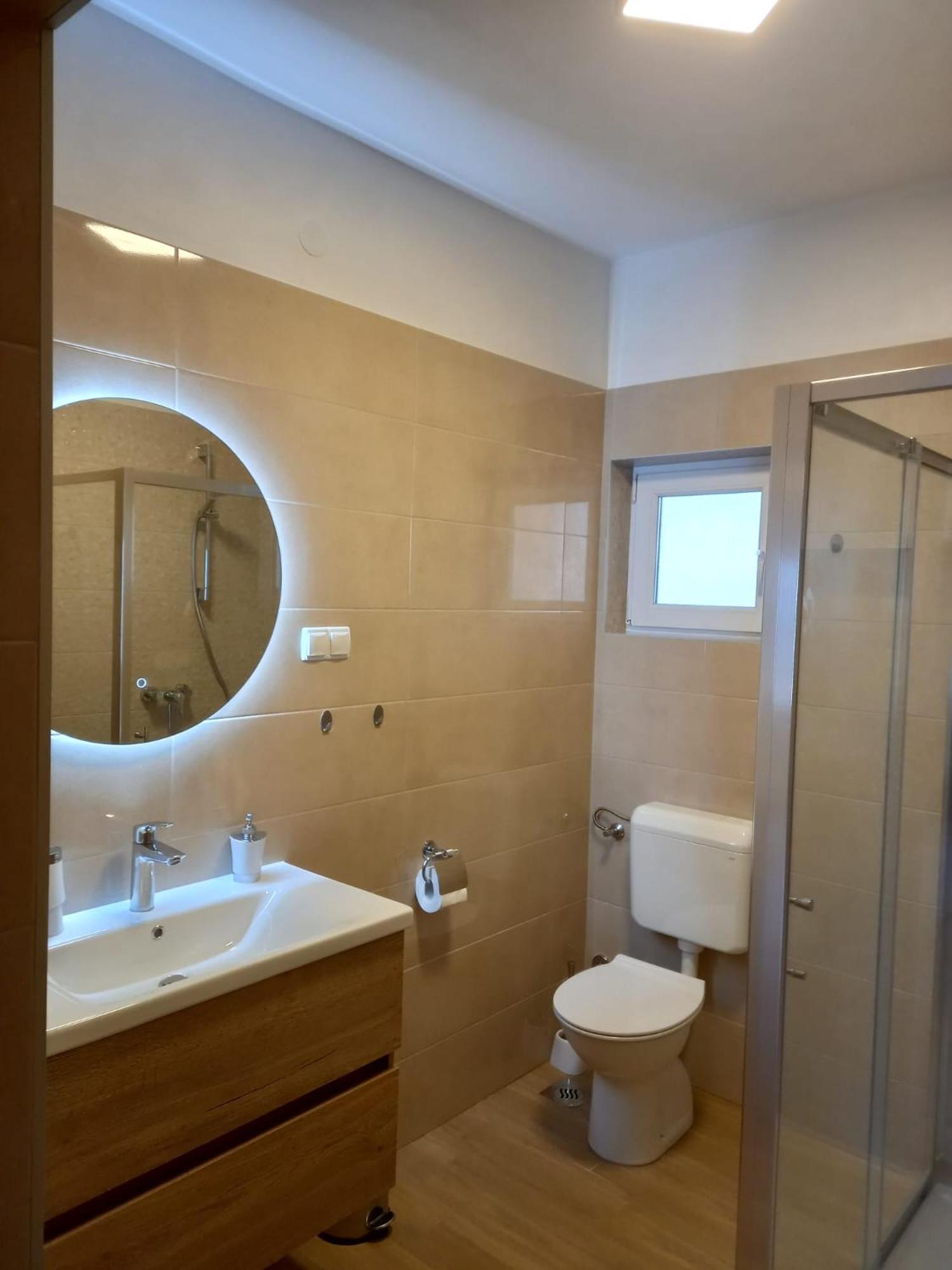 Apartman Jadranka Palit Exterior photo
